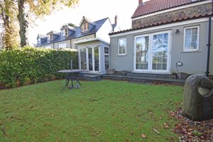 - click for photo gallery